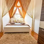 Apartament Aranyeso Apartmanhazak No.1 Balatonalmádi