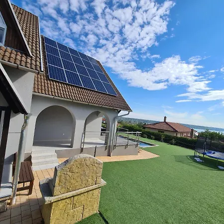 Aranyeso Apartmanhazak No.1 Διαμέρισμα *