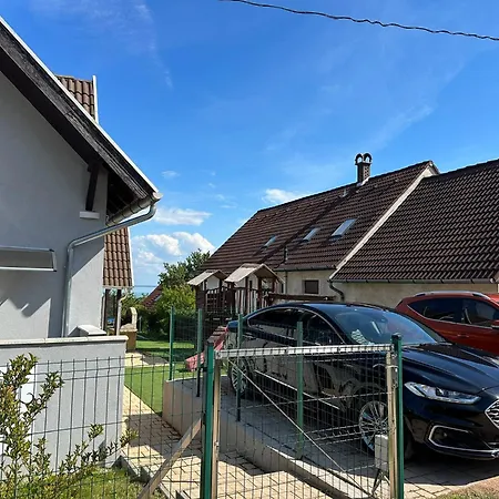 Aranyeső No.1 * Balatonalmádi