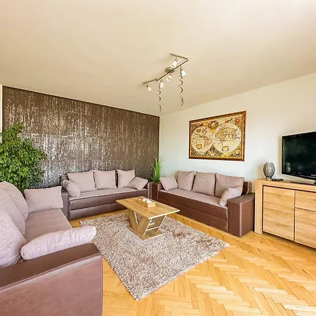 Aranyeso Apartmanhazak No.1 * Balatonalmadi