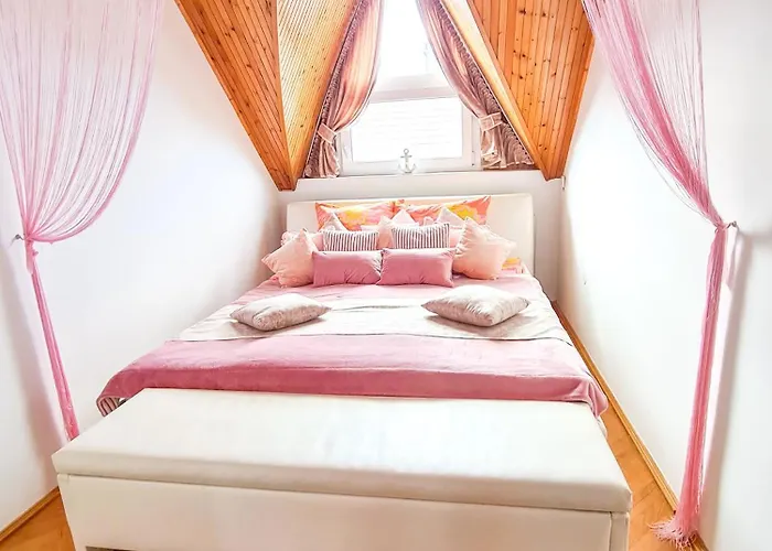 Aranyeso Apartmanhazak No.1 巴拉顿诺尔马迪
