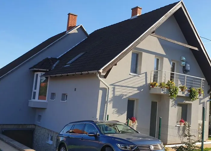 Aranyeso Apartmanhazak No.1 Балатональмади